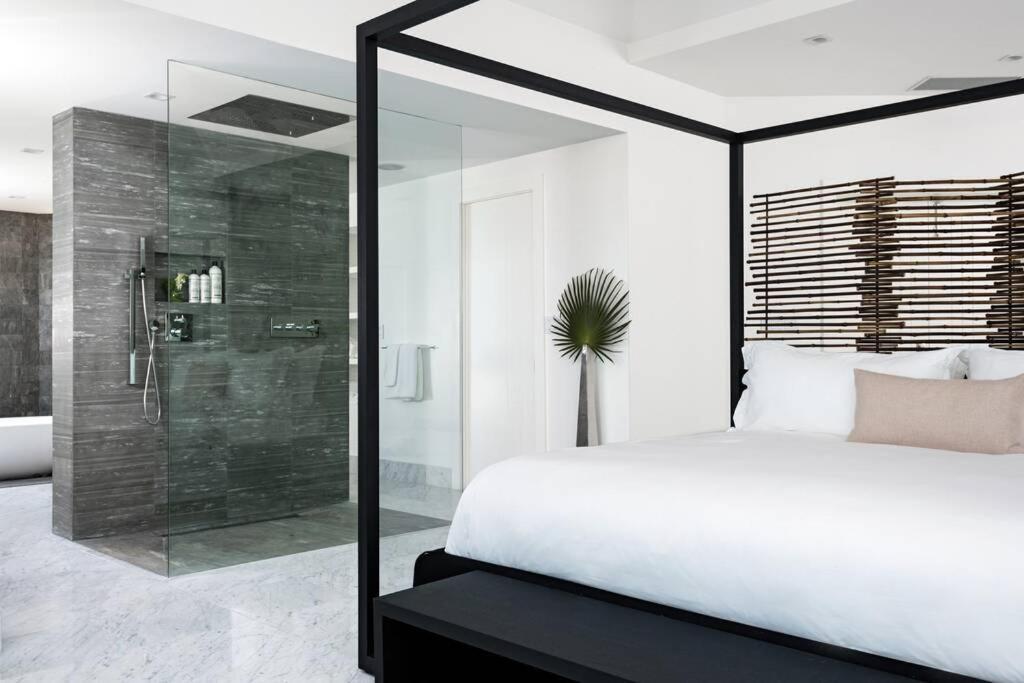 פרובידנסיאלס Triton Luxury Villa מראה חיצוני תמונה