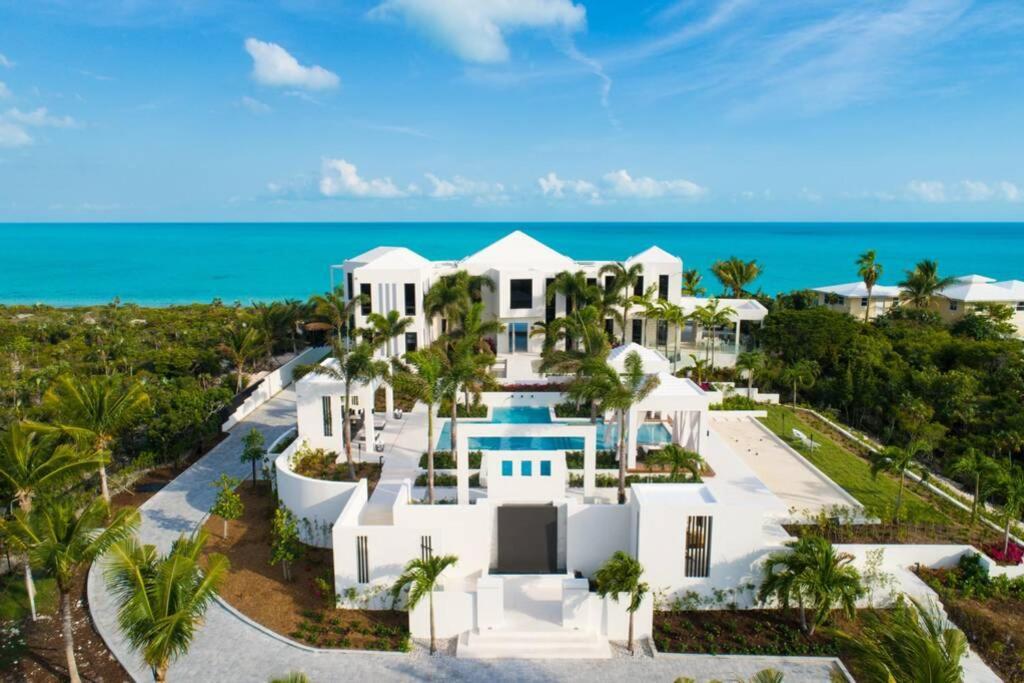 פרובידנסיאלס Triton Luxury Villa מראה חיצוני תמונה