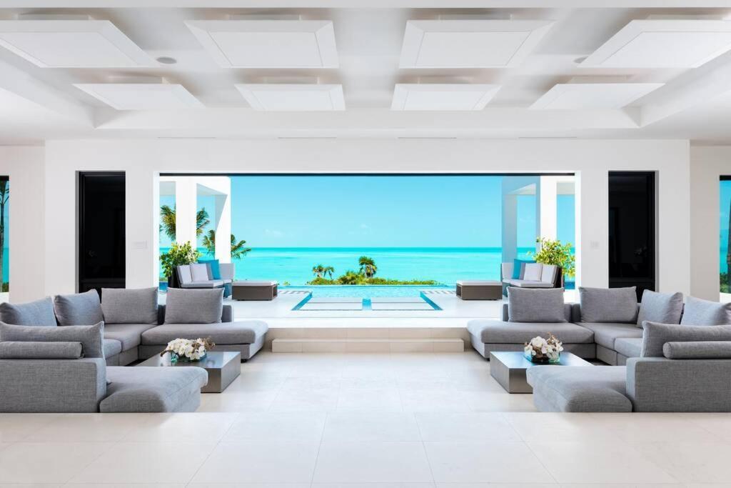 פרובידנסיאלס Triton Luxury Villa מראה חיצוני תמונה